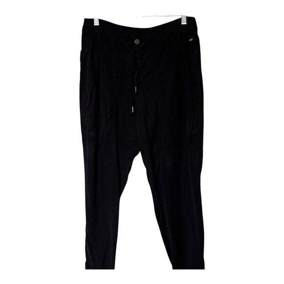 Young Fabulous & Broke Black Tencel Ankle Pants with Cuff Size Medium - Picture 3 of 11